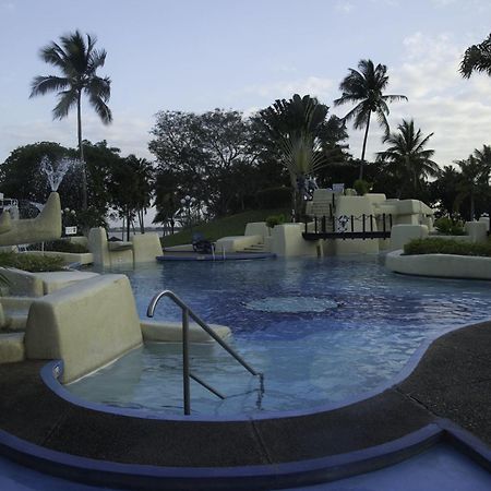 Heden Golf Hotel Abidjan Bagian luar foto