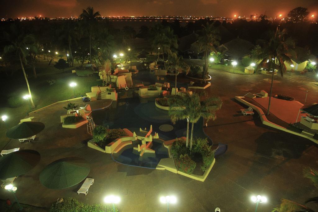 Heden Golf Hotel Abidjan Bagian luar foto