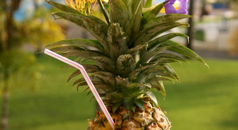 Heden Golf Hotel Abidjan Bagian luar foto