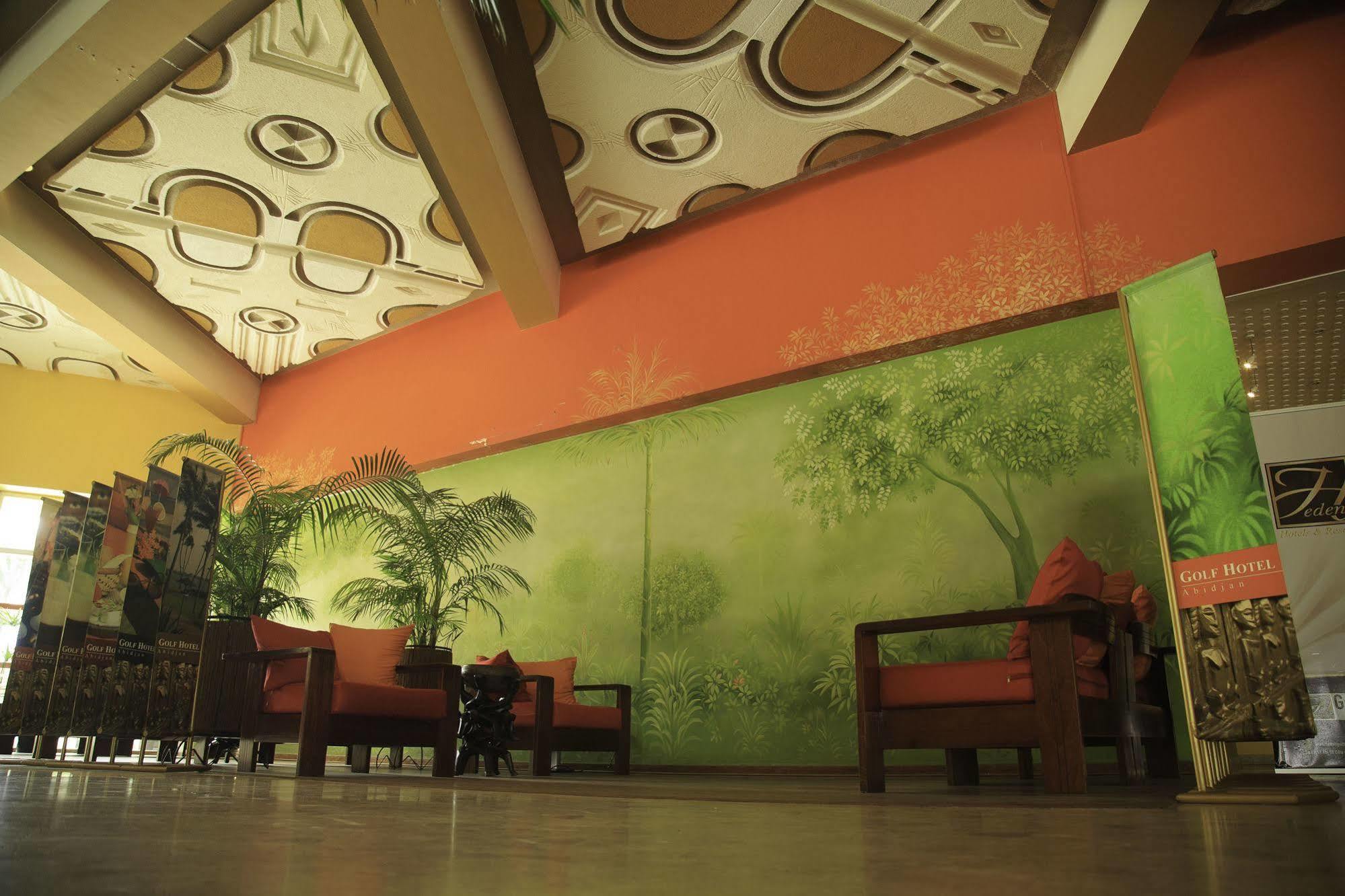 Heden Golf Hotel Abidjan Bagian luar foto