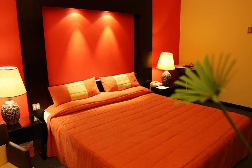 Heden Golf Hotel Abidjan Bagian luar foto